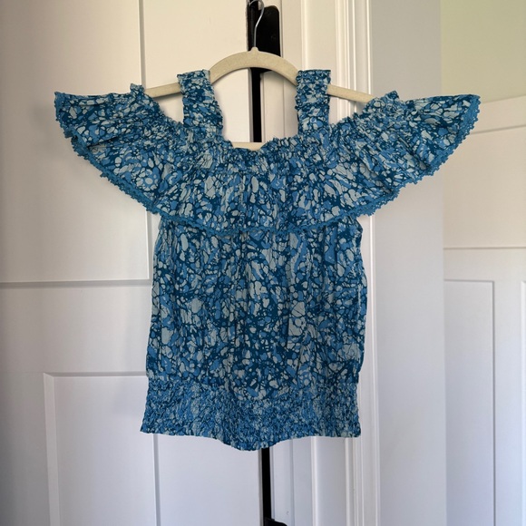 House of Harlow 1960 Blue Patterned Off-Shoulder Blouse Martine smocked - Picture 2 of 5